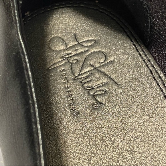 Stylish Black Loafers for Women - Picture 8 of 9